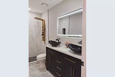 706 N 4th Street #2, Avondale, AZ 85323 - Photo 11