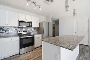 1040 W Nina Dr, Casa Grande, AZ 85122 - Photo 3