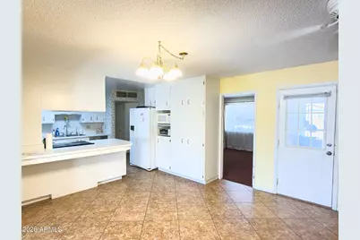 3136 W Wethersfield Road, Phoenix, AZ 85029 - Photo 7