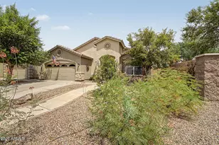 43186 W Lindgren Dr, Maricopa, AZ 85138 - Photo 3