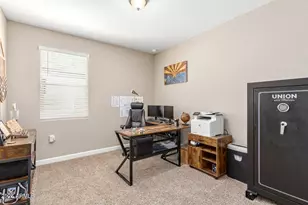 30916 W Verde Ln, Buckeye, AZ 85396 - Photo 23