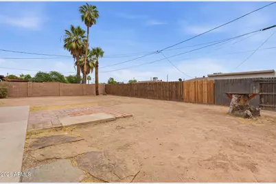 3337 W Thomas Road, Phoenix, AZ 85017 - Photo 17