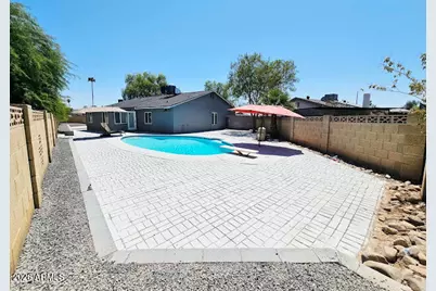 5040 N 69th Drive, Glendale, AZ 85303 - Photo 15