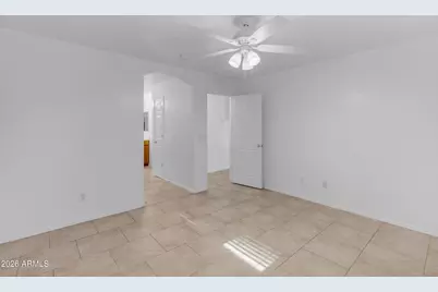 25883 W Gibson Lane, Buckeye, AZ 85326 - Photo 23