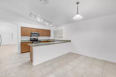 25883 W Gibson Lane, Buckeye, AZ 85326 - Photo 21
