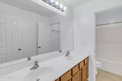25883 W Gibson Lane, Buckeye, AZ 85326 - Photo 35