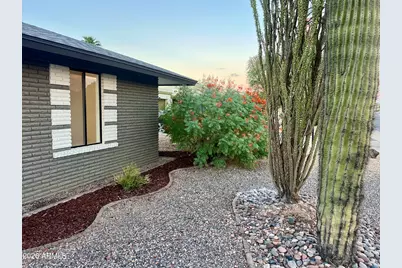9614 W Pineridge Drive, Sun City, AZ 85351 - Photo 3
