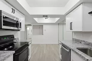 4444 E Paraside Village Pkwy, Phoenix, AZ 85032 - Photo 11