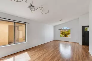 2010 E Aire Libre Ave, Phoenix, AZ 85022 - Photo 5