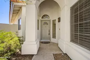 6425 E Redmont Dr, Mesa, AZ 85215 - Photo 3