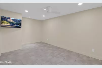 4727 E Lafayette Boulevard #303, Phoenix, AZ 85018 - Photo 15