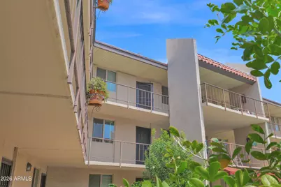 4727 E Lafayette Boulevard #303, Phoenix, AZ 85018 - Photo 5