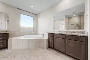 18236 W Sandlewood Dr, Goodyear, AZ 85338 - Photo 21