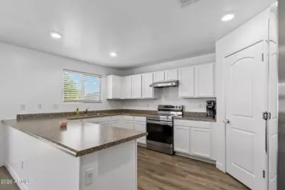 17145 W Straight Arrow Lane, Surprise, AZ 85387 - Photo 5
