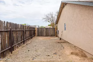 1510 W Wickieup Ln, Phoenix, AZ 85027 - Photo 25