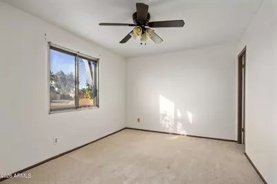 13854 N 47th Avenue, Glendale, AZ 85306 - Photo 11
