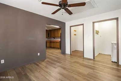 13854 N 47th Avenue, Glendale, AZ 85306 - Photo 7