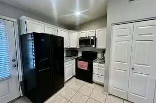 4332 W Morrow Dr, Glendale, AZ 85308 - Photo 9