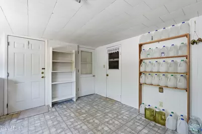 844 E Desert Avenue, Apache Junction, AZ 85119 - Photo 23