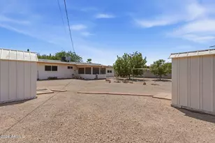 844 E Desert Ave, Apache Junction, AZ 85119 - Photo 29