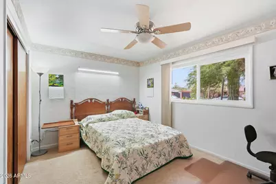844 E Desert Avenue, Apache Junction, AZ 85119 - Photo 15