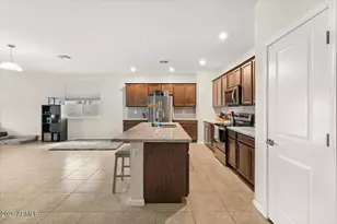 17837 W Country Club Terrace, Surprise, AZ 85387 - Photo 13