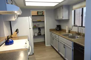 1352 E Highland Ave, Phoenix, AZ 85014 - Photo 3