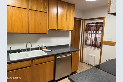 8542 E Windsor Avenue, Scottsdale, AZ 85257 - Photo 5