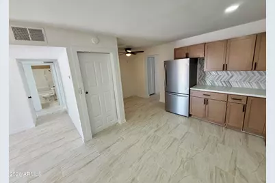 338 E Marilyn Avenue, Mesa, AZ 85210 - Photo 5