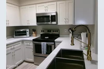 9151 W Greenway Road #269, Peoria, AZ 85381 - Photo 11