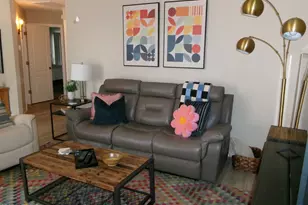 9151 W Greenway Rd, Peoria, AZ 85381 - Photo 29