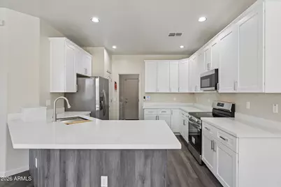 1433 N 80th Lane, Phoenix, AZ 85043 - Photo 5