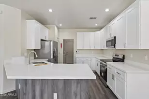 1433 N 80th Ln, Phoenix, AZ 85043 - Photo 5