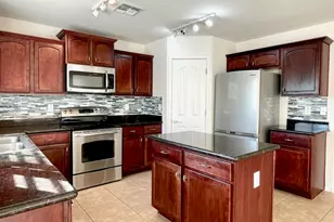 2019 E Lindrick Dr, Gilbert, AZ 85298 - Photo 9