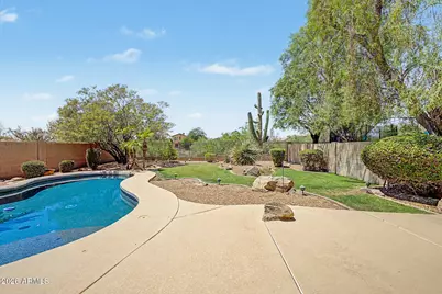 10394 E Hillery Drive, Scottsdale, AZ 85255 - Photo 33