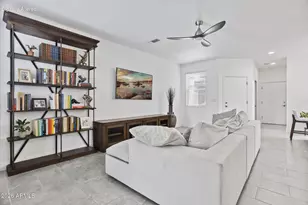3221 N 37th St, Phoenix, AZ 85018 - Photo 1