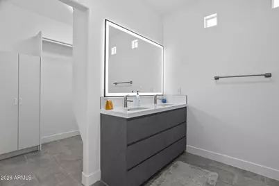 3221 N 37th Street #18, Phoenix, AZ 85018 - Photo 17