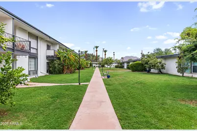 3242 E Camelback Road #204, Phoenix, AZ 85018 - Photo 27