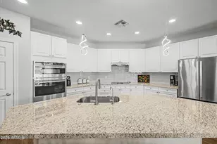 14426 W Avalon Dr, Goodyear, AZ 85395 - Photo 11