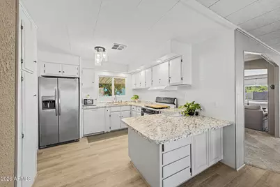 7506 E Baywood Avenue, Mesa, AZ 85208 - Photo 5
