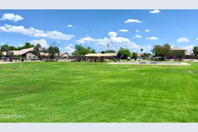 1360 S Portland Avenue, Gilbert, AZ 85296 - Photo 11