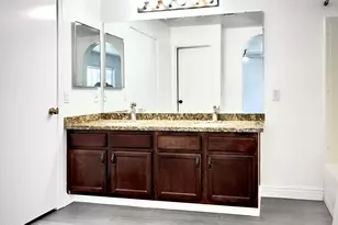 1360 S Portland Ave, Gilbert, AZ 85296 - Photo 13