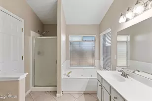 10248 W Medlock Dr, Glendale, AZ 85307 - Photo 21