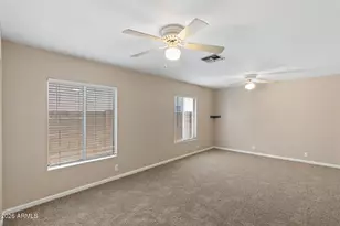 10248 W Medlock Dr, Glendale, AZ 85307 - Photo 13