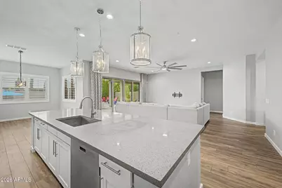9349 W Louise Drive, Peoria, AZ 85383 - Photo 17