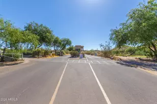 4902 E Hazel Dr, Phoenix, AZ 85044 - Photo 33
