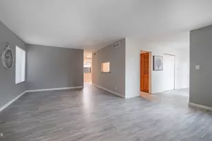 413 E Balboa Dr, Tempe, AZ 85282 - Photo 9