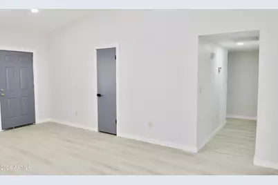 16801 N 45th Place, Phoenix, AZ 85032 - Photo 11