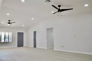 16801 N 45th Pl, Phoenix, AZ 85032 - Photo 9