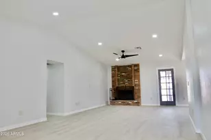 16801 N 45th Pl, Phoenix, AZ 85032 - Photo 9
